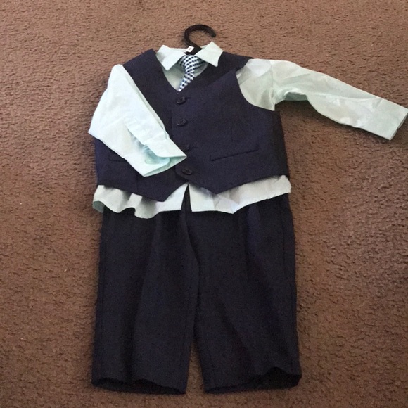 Kenneth Cole Reaction Other - Boys 3-pc suit